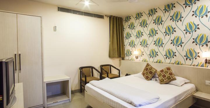 Hotel Tulsi Exotic Bhopal Exterior photo