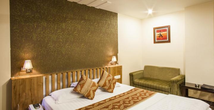 Hotel Tulsi Exotic Bhopal Exterior photo