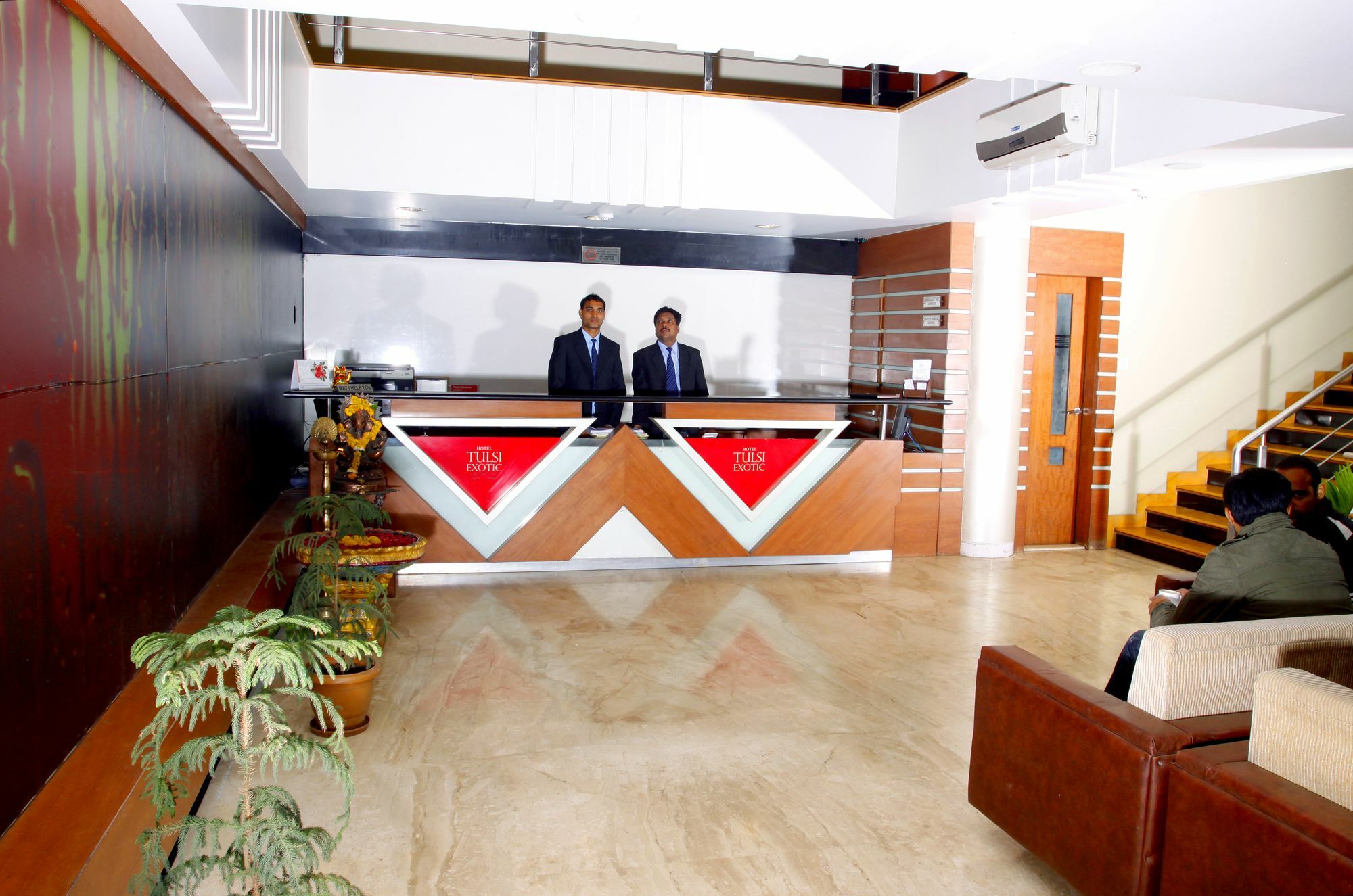 Hotel Tulsi Exotic Bhopal Exterior photo