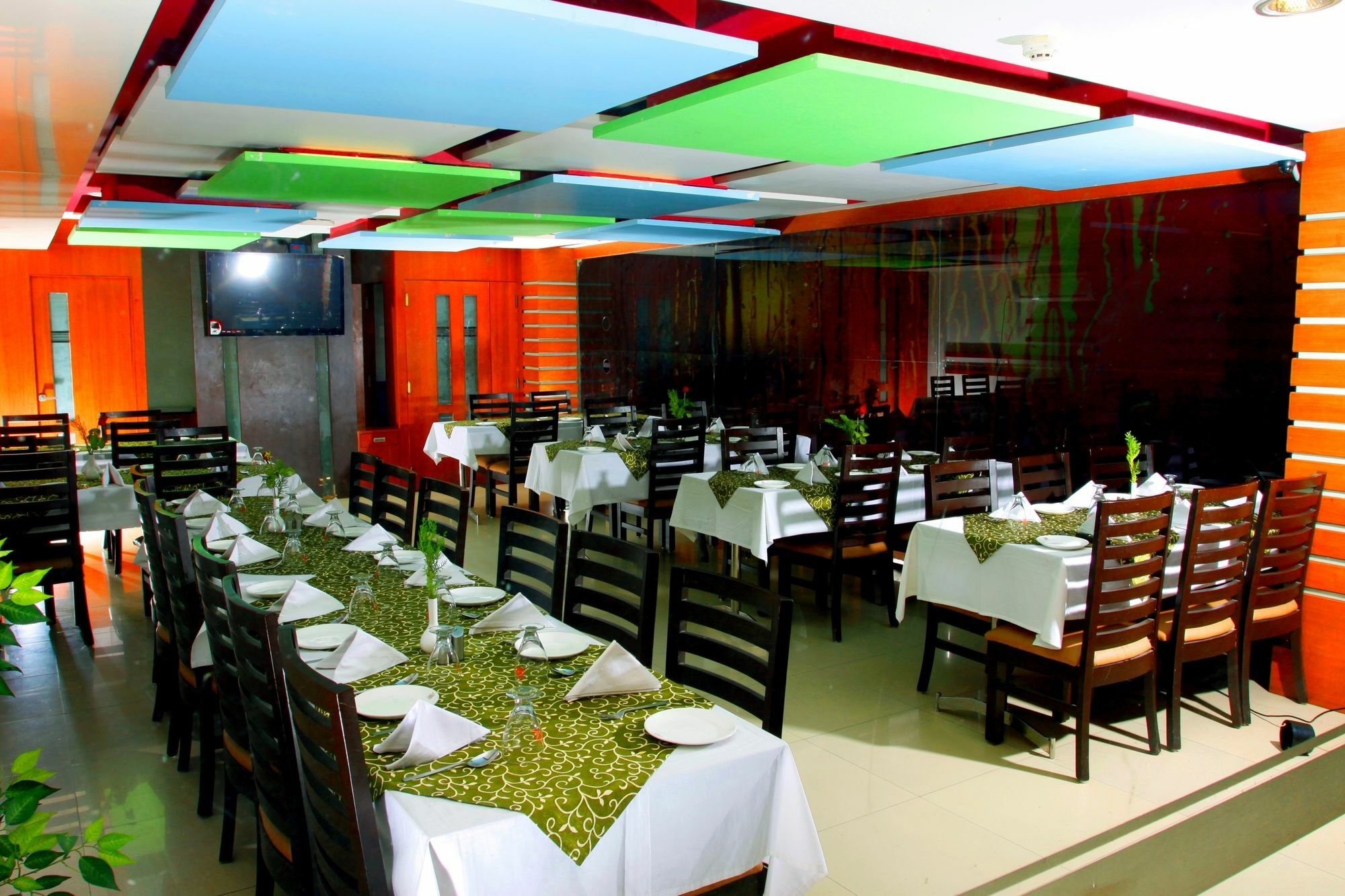 Hotel Tulsi Exotic Bhopal Exterior photo